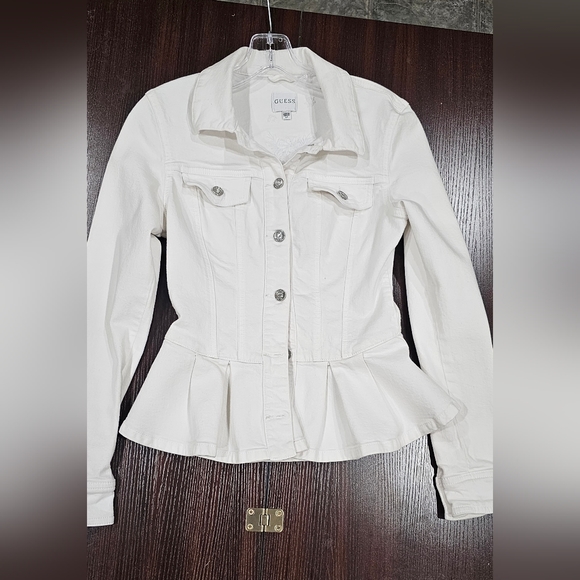 Guess Jackets & Blazers - COPY - Women optic white "Guess" peplum denim jacket with floral applique on th…
